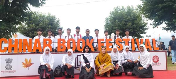 VISIT TO CHINAR BOOK FESTIVAL AT SKICC SRINAGAR